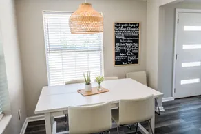 Dreamy Coastal Cottage *Panama City Gem* - Image 4