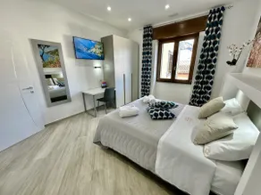 La Maison Du Soleil - Image 2