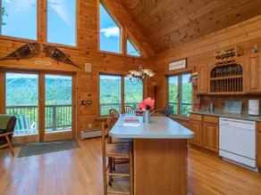 SUNDAY RIVER VIEWS!! Minutes from the mountain! - Image 4