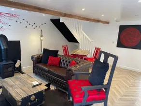 Doris Cottage, Hot Tub, 1 Bed, Barn Conversion - Image 5