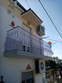 Cheerful central house in Trikeri - Image 3