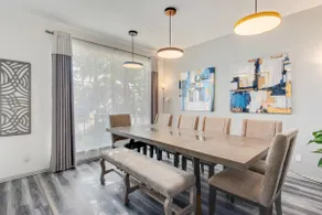 Stylish House w playset ,Game room &BBQ near DFW airport ,Gaylord sleeps 10-14 - Image 5