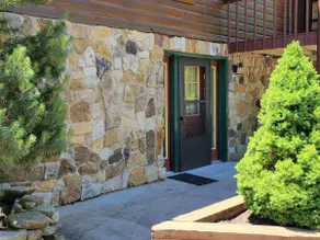 Overlook at Snowshoe Getaway - Image 2