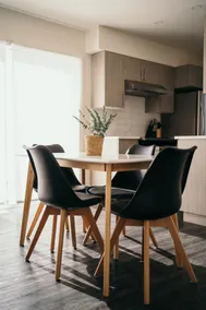 RevelStays - modern 2bed/1 bath - Image 4