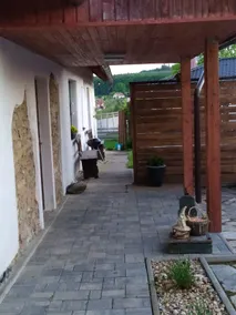 A cottage that has a flair - Image 3