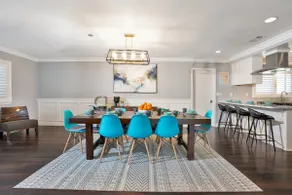 Orange Oasis 🍊- 10min to Disneyland 🎡Spacious Pool home - Image 2