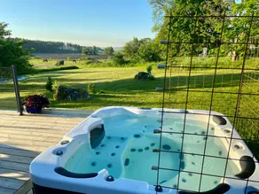 Nice villa in the countryside with a hot tub and a porch - Image 3
