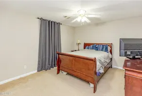 Fully Furnished Condo near Beach/ Casinos Chevron, Ingalls, and Port - Image 2
