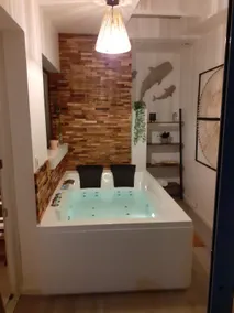 LOVEROOM OUT OF TIME *JACUZZI* JARDIN *BARBECUE - Image 3