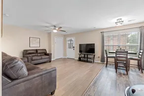 Stay In DOWNTOWN Cape! - Image 4