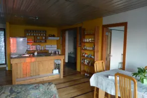 Beautiful accommodation overlooking the river with terrace - Image 5