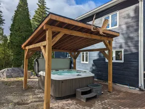 Wapiti | Privacy on the lake | Tavata Chalets - Image 3
