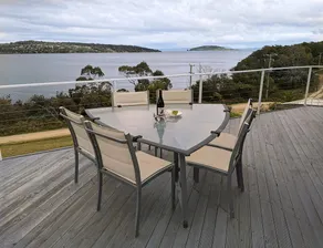 White Beach Seaside Retreat - Image 4