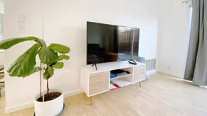 Modern 3Br 2Ba New Home, Super Convenient - Image 5