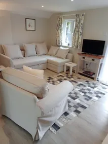 The Barn, Glenrise - Image 3