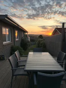 Torquay Coastal Retreat - Image 2