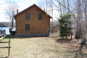Relaxing waterfront cabin getaway in the Groton State Forest - Image 3