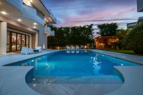 Luxury Villa, with private Pool - Image 2