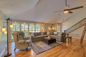 Palmetto Escape -Family Friendly base 6.6 mi GVL - Image 5