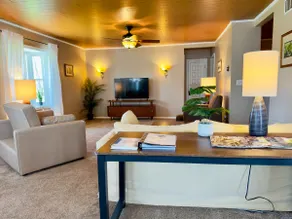 Walnut Grove Retreat - Image 2