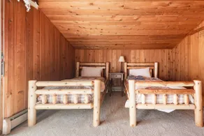 Mountain House (Black Diamond Chalet) - Image 2