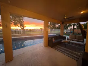 Opvarmet pool! Fjernarbejde/børne-/kæledyrsvenlig! 3 værelses bolig på golfbane. - Image 2