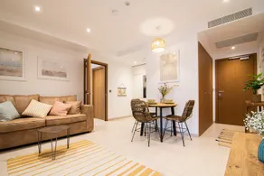 Luxury modern apartment with exceptional views! - Image 3