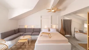 L'olive Homes Bohemian Stay Penthouse - Image 5