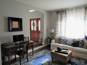 New Remodel, Luxury Home, w/Community Beach Access - Image 2