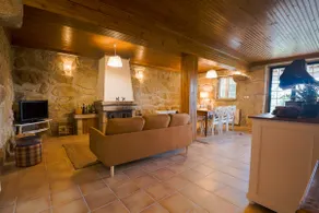 Quinta dos Manteiros, indoor pool and nature - Image 4