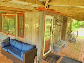 The Hunter's Cabin, a Rustic Retreat - Image 2