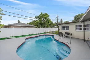 Florida Living - Image 5