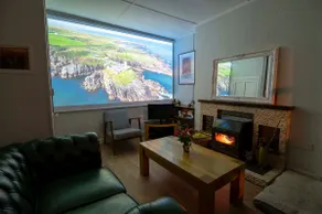Ruby's Cottage – stone cottage, hot tub & sauna - Image 3