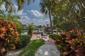 Waterfront Home - Private Marina, Piano, Roof Top - Image 4