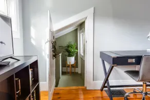 2BR Apartment - Rooftops of Historic Salem! - Image 3