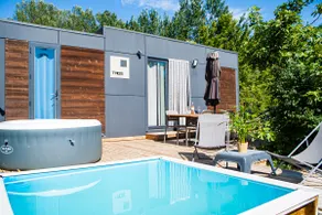 Spacious mobile home, jacuzzi, pool in the countryside - Image 2