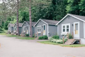 MaineStay Cottage #5 With Fireplace & Fully Stocked Kitchen in Hampden/Bangor - Image 3