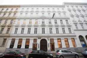 Apartments Opera - Image 4
