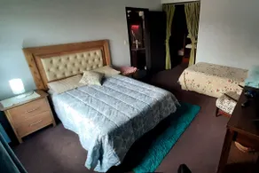 A house with all the amenities! - Image 3
