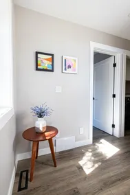 Mountain Views, air conditioning, & King beds - Image 4