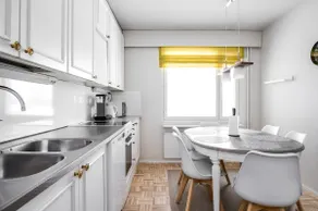 Opposite the railway station, apartment building, 3-room apartment - Image 3