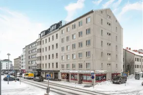 Opposite the railway station, apartment building, 3-room apartment - Image 2