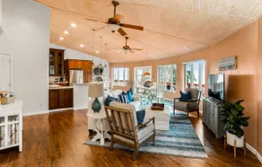 Quiet Beach House - The Round House - Image 2
