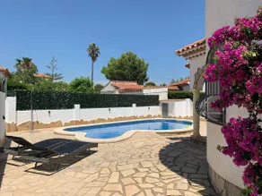 Villa Sonrisa de Oro - private swimming pool - Image 5