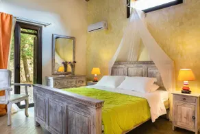 Villa Acqua | A private, luxury villa with pool. - Image 2