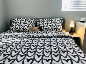 Brand new cozy studio with private entrance - Image 4