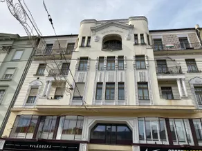 On the pedestrian street of Miskolc in the iconic building of the city - Image 2