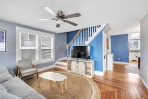 4BR Beach Home | Walk to 3 Beaches | Sleeps 10 - Image 2