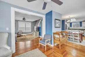 4BR Beach Home | Walk to 3 Beaches | Sleeps 10 - Image 3