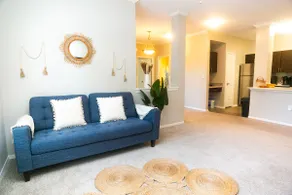 Boho Chic*Atl*Smart TV*Parking*15 Mins to Midtown - Image 2